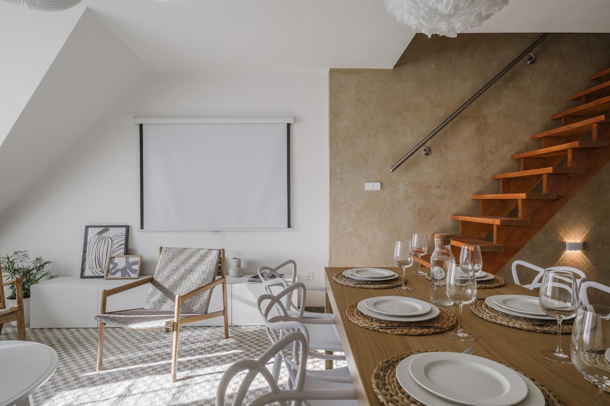 Spacious 4-story With Sauna & Garden Praha