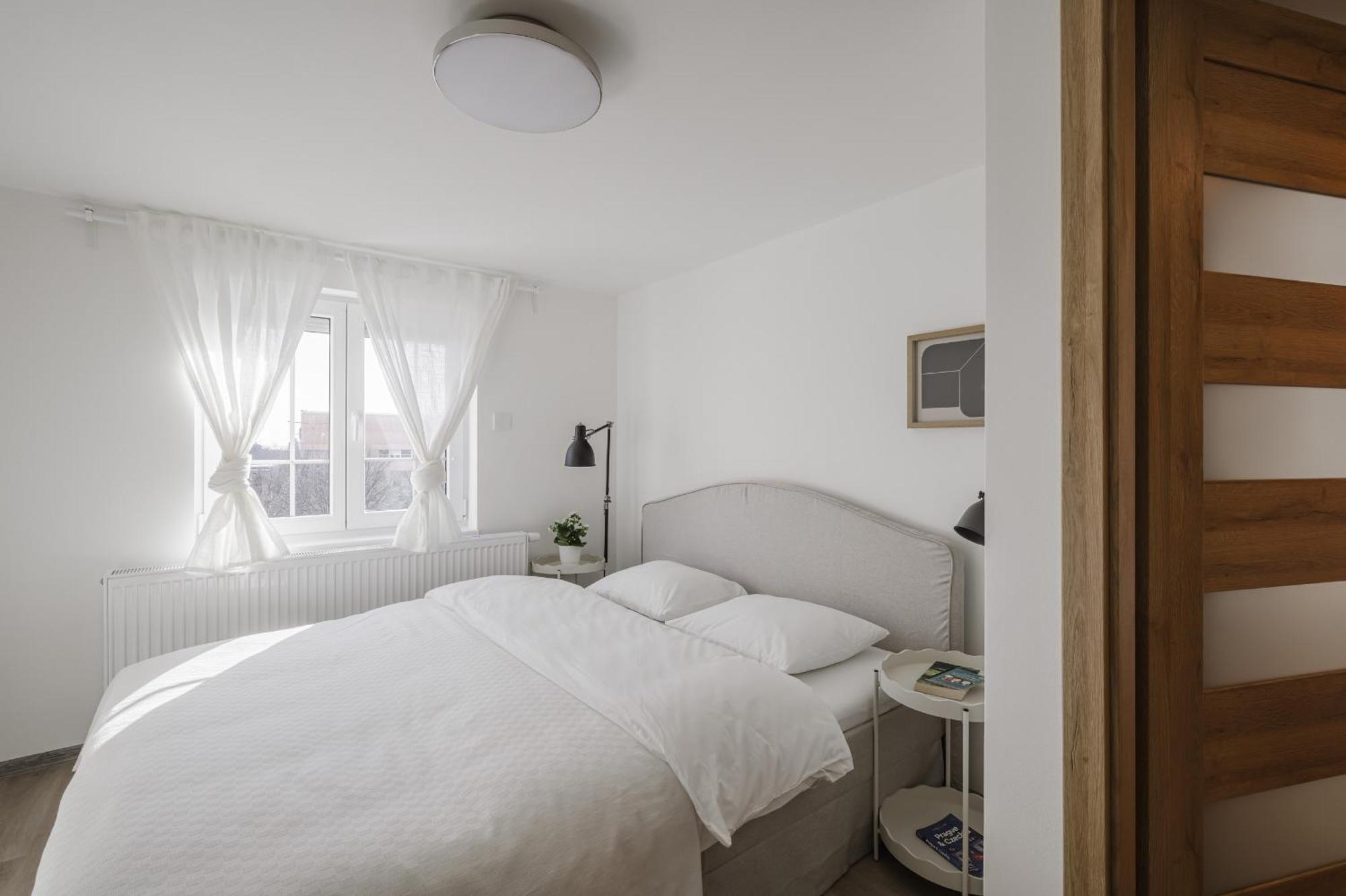 Spacious 4-story With Sauna & Garden Prázdninový dům