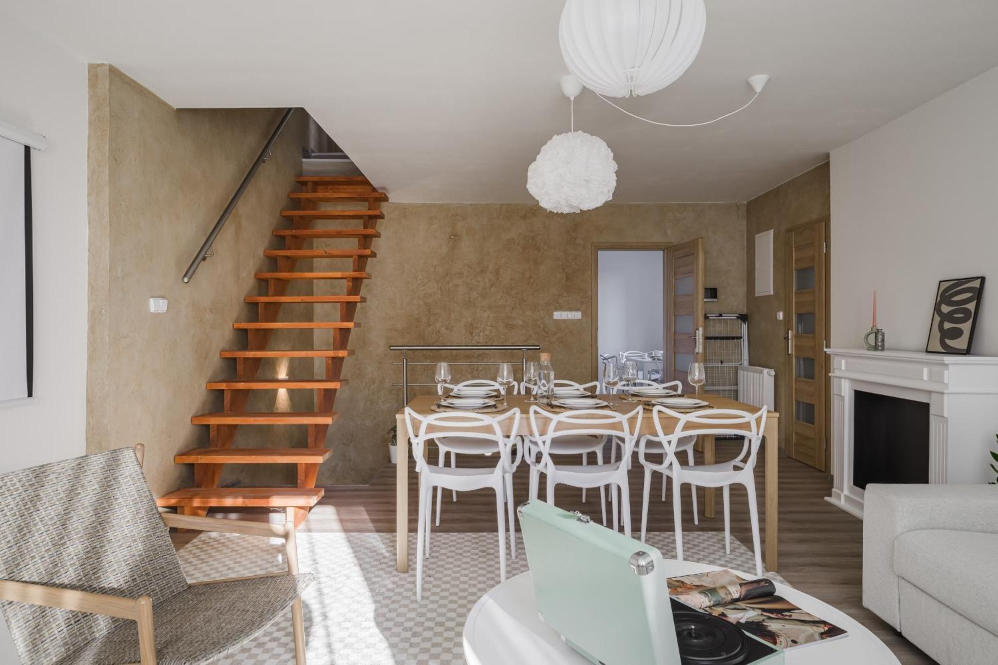 Spacious 4-story With Sauna & Garden Casa vacanze