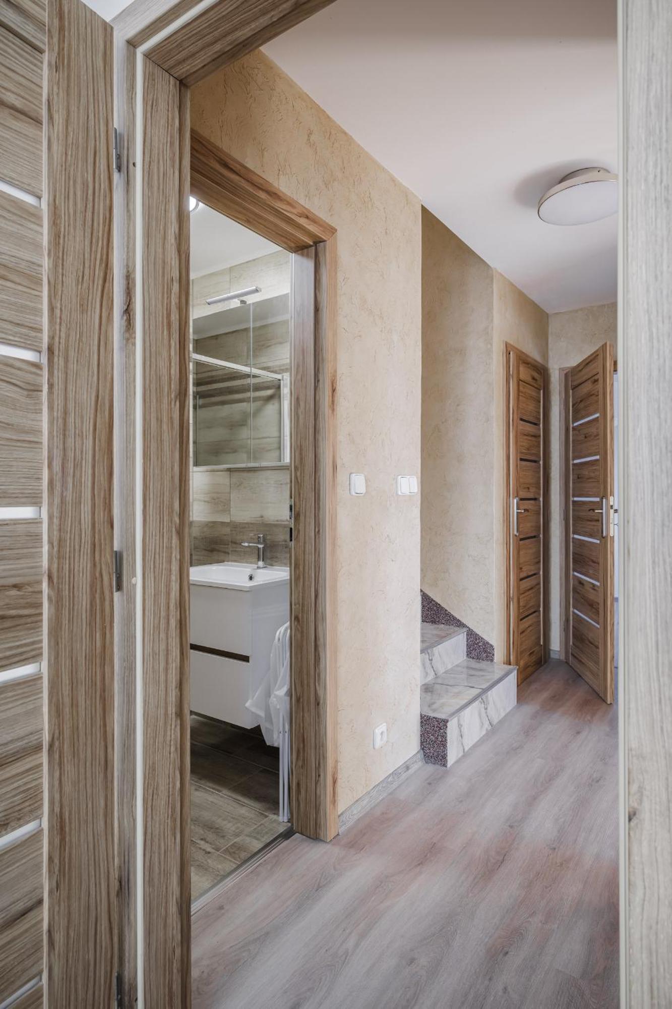 Spacious 4-story With Sauna & Garden *