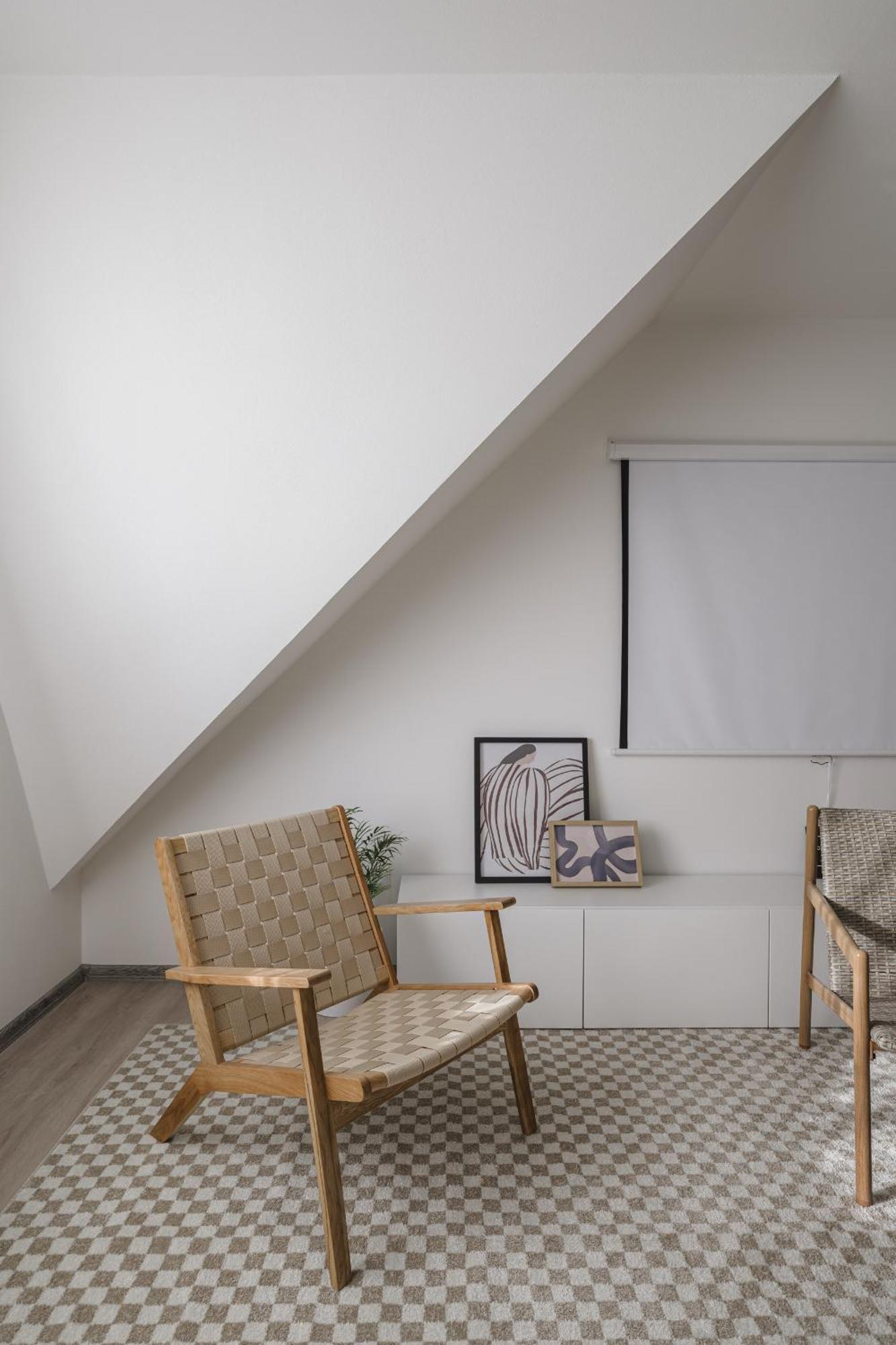 Spacious 4-story With Sauna & Garden Сasa de vacaciones *